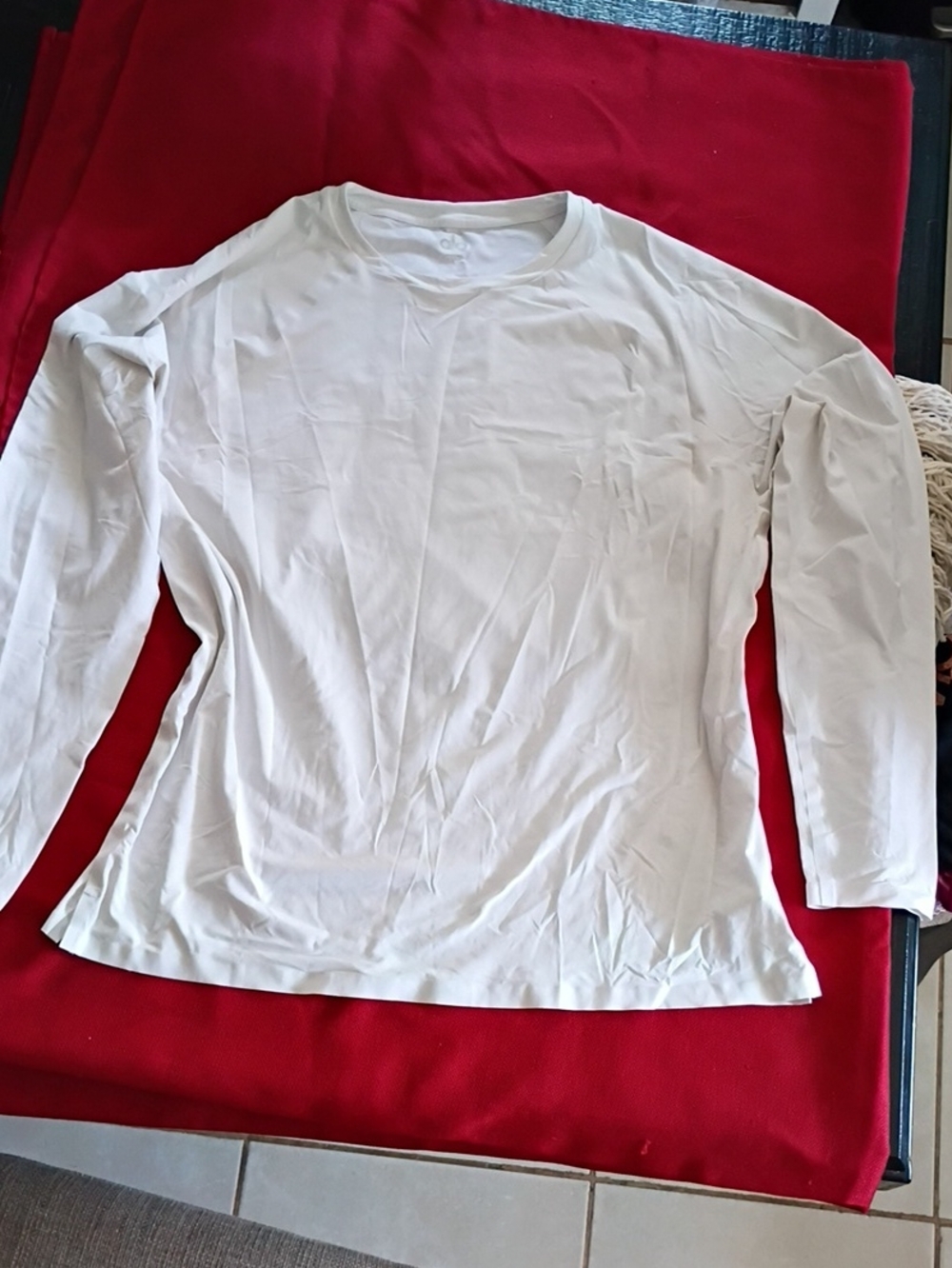 ALO Yoga White Logo Long Sleeve Top For Men